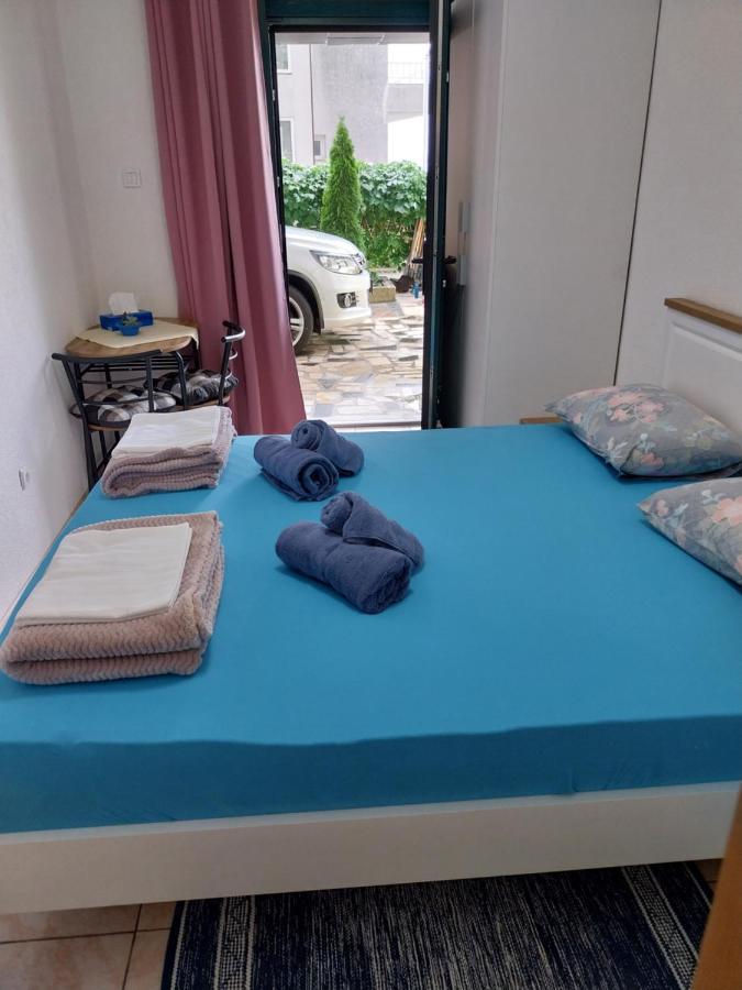 Sobe Kraft 1 Apartment Zivogosce Bagian luar foto