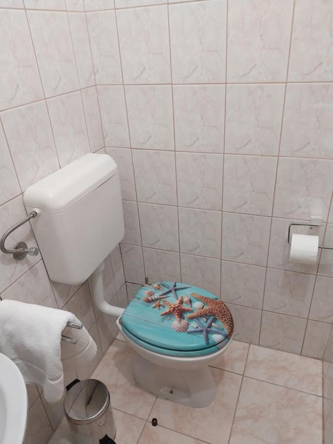 Sobe Kraft 1 Apartment Zivogosce Bagian luar foto