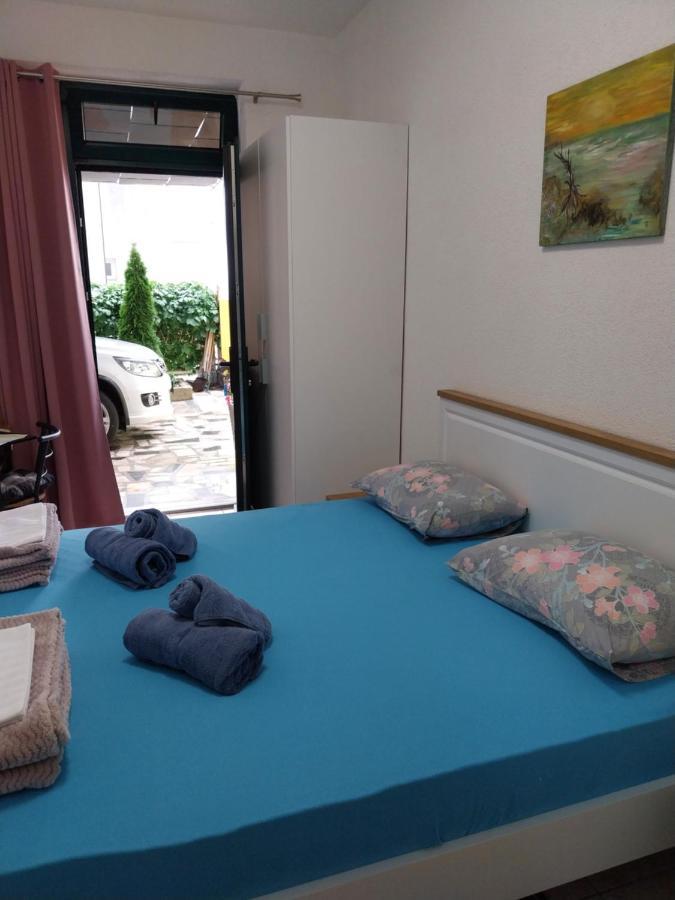Sobe Kraft 1 Apartment Zivogosce Bagian luar foto